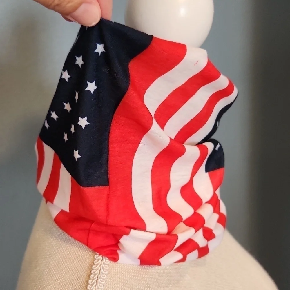 Cabelas patriotic American flag summer neck gator